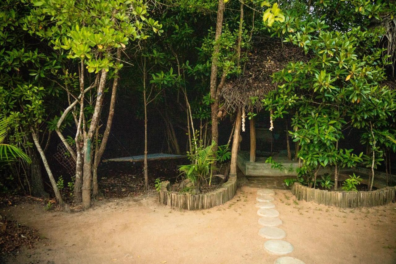 Mermaid Cabana And Tree Houses Tangalle Exterior photo