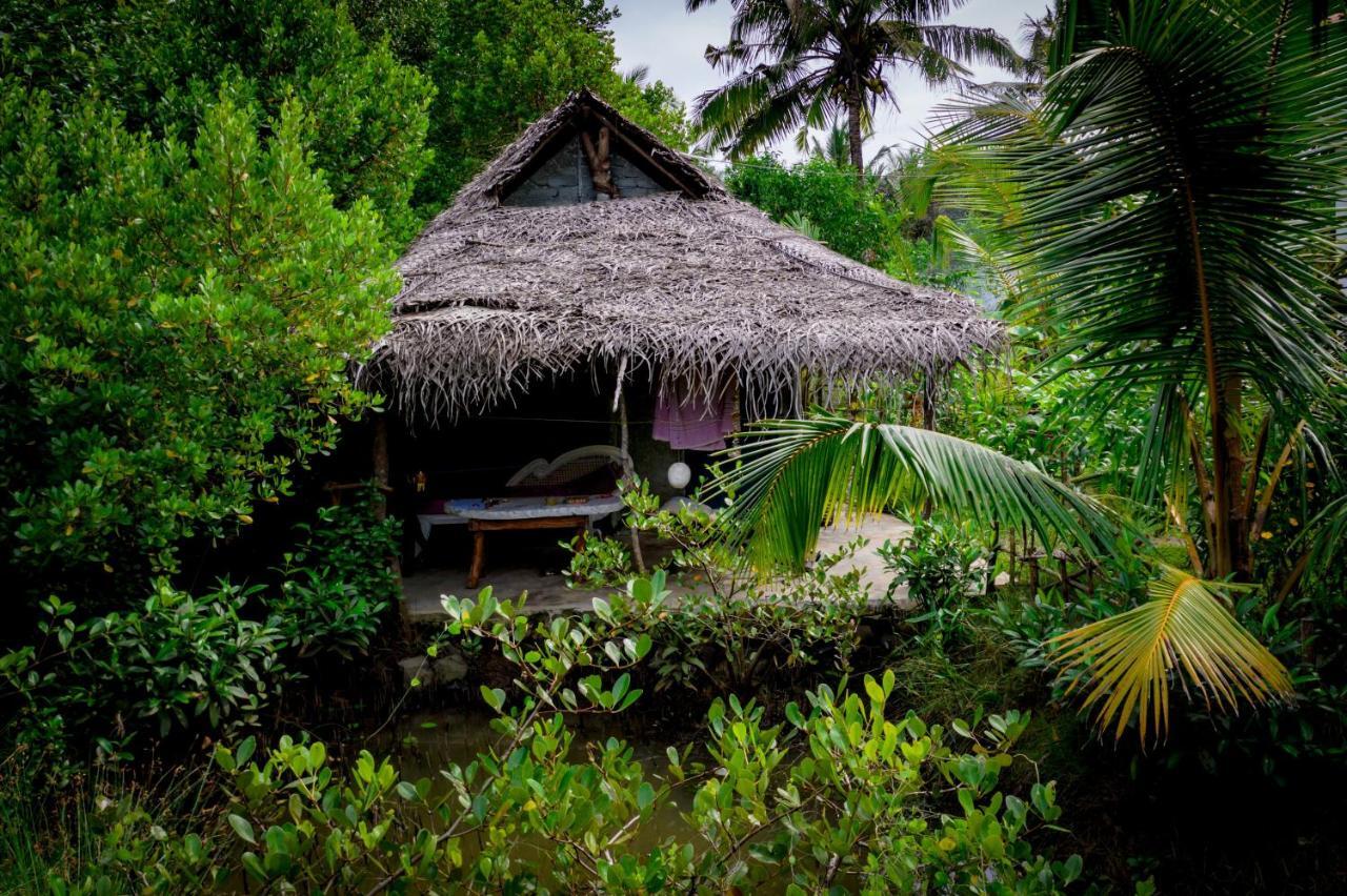 Mermaid Cabana And Tree Houses Tangalle Exterior photo