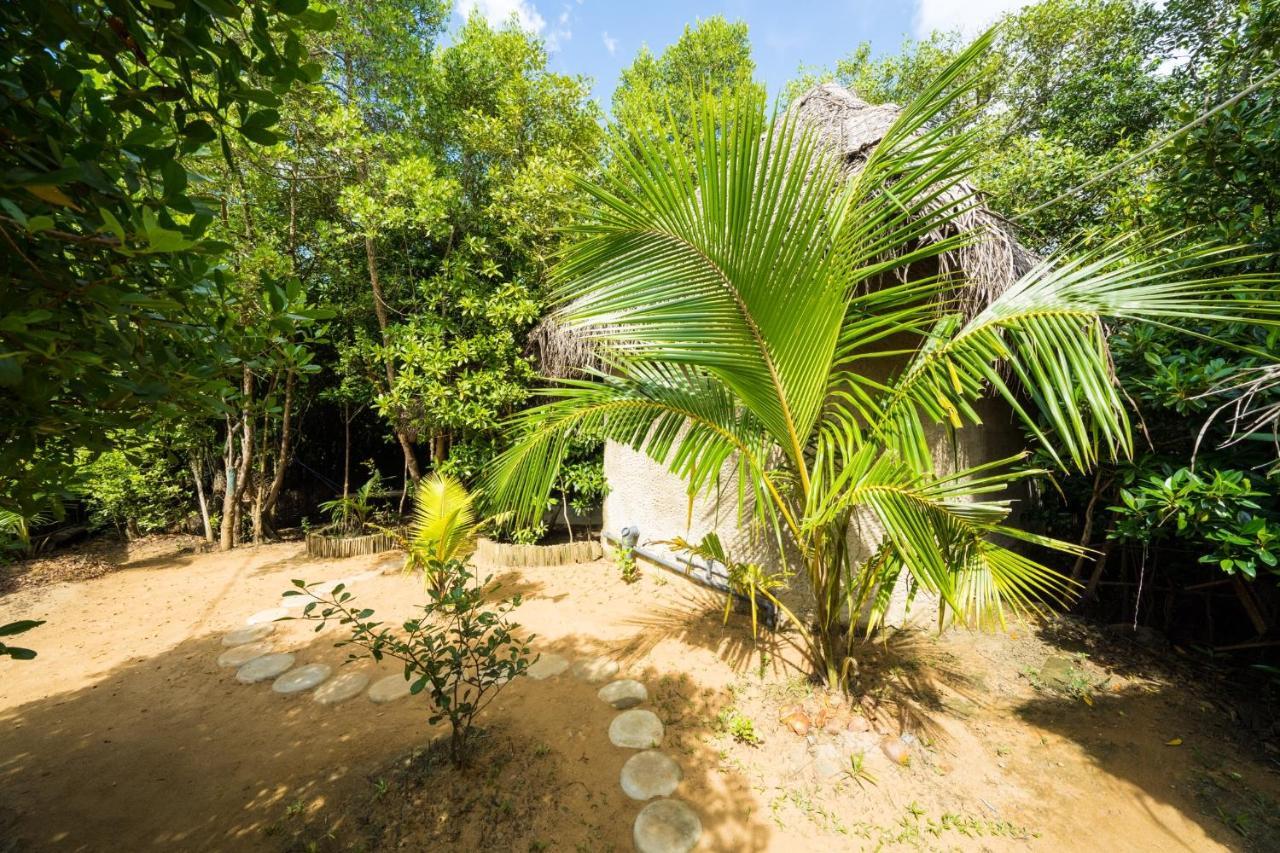 Mermaid Cabana And Tree Houses Tangalle Exterior photo